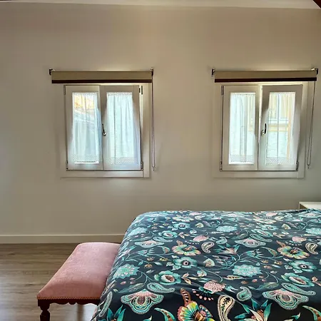 Carmen Luxury House